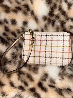 COACH Peyton Tattersall Plaid Coated Canvas Wristlet -NWOT-